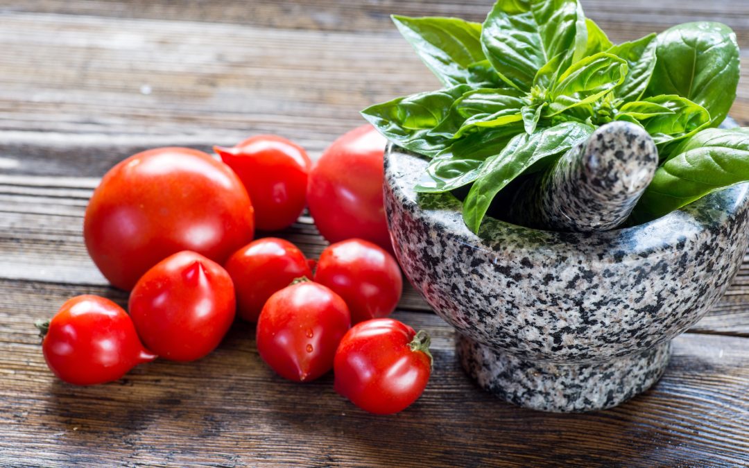 Quick and Easy Edible Plants to Grow in Small Containers